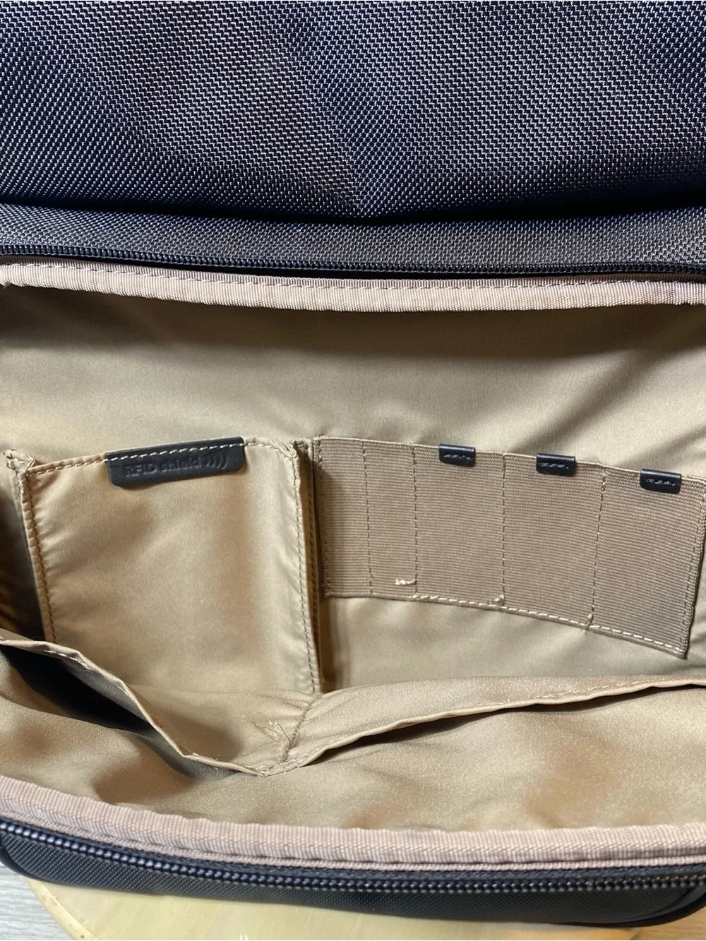 Briggs & Riley @work Large Cargo Backpack Black Laptop Travel Bag KP436-4 Clean